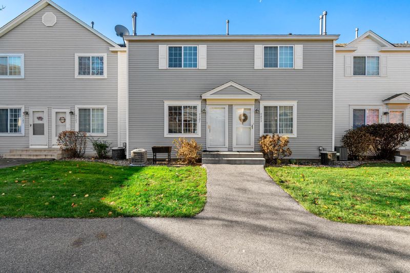 9101 Terra Verde Trl, Eden Prairie, MN 55347