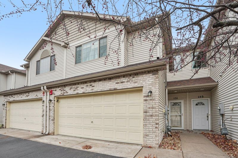 151 Stallion Ln, Circle Pines, MN 55014