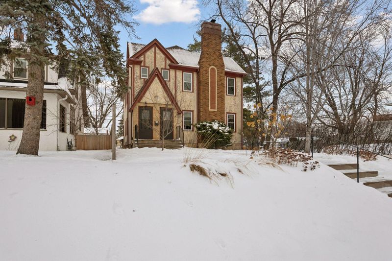 4955 Abbott Ave S, Minneapolis, MN 55410