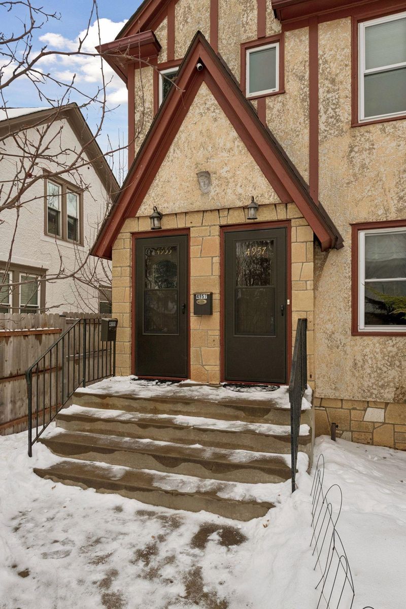 4955 Abbott Ave S, Minneapolis, MN 55410