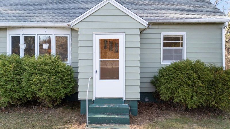 707 La Prairie Ave, Grand Rapids, MN 55744