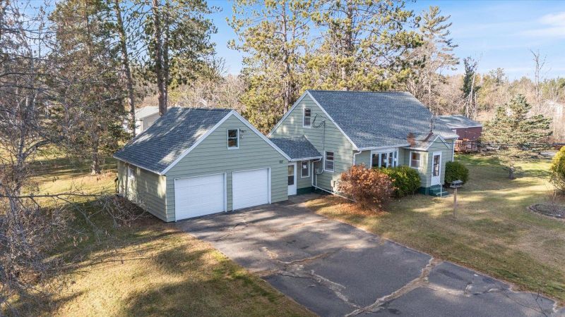 707 La Prairie Ave, Grand Rapids, MN 55744