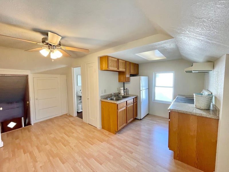 406 Burns Ave, Springfield, MN 56087