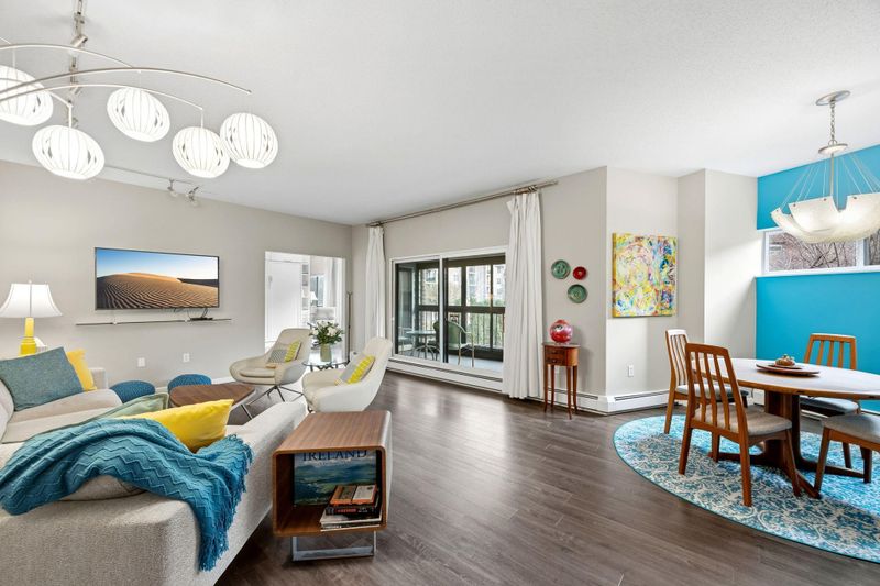 2275 Youngman Ave #202W, Saint Paul, MN 55116