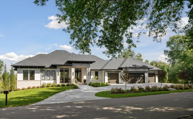 460 Indian Hill Rd, Chanhassen, MN 55317