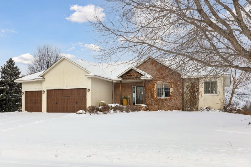 227 Palomino Ln, Lino Lakes, MN 55014