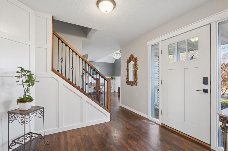 363 Geranium Dr, Watertown, MN 55388