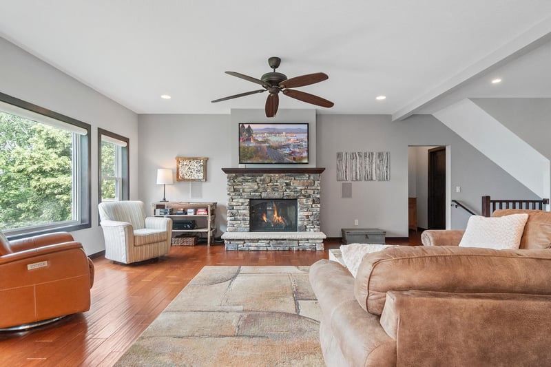 9722 Maple Cir NW, Alexandria, MN 56308