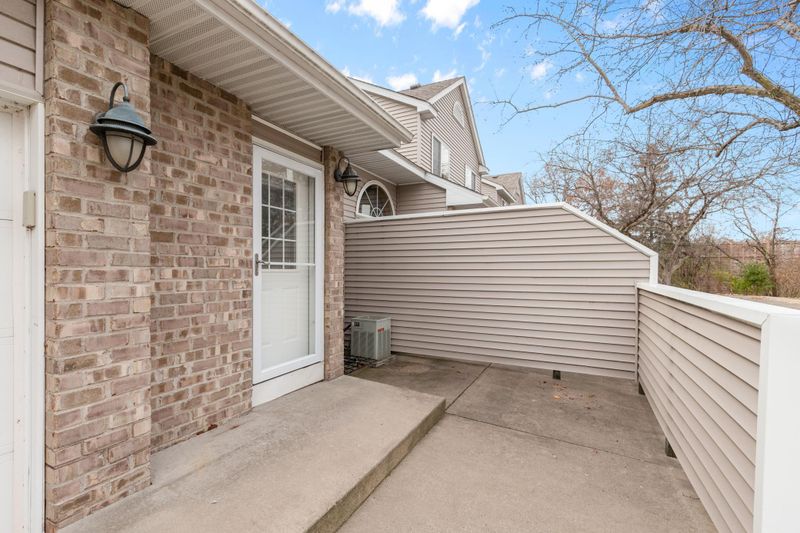 13226 Aberdeen St NE, Blaine, MN 55449