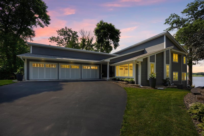 4324 Lake Point Ct, Shoreview, MN 55126