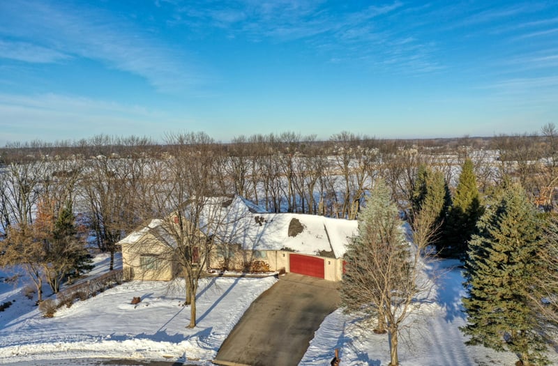 8186 Ideal Ct, Forest Lake, MN 55025