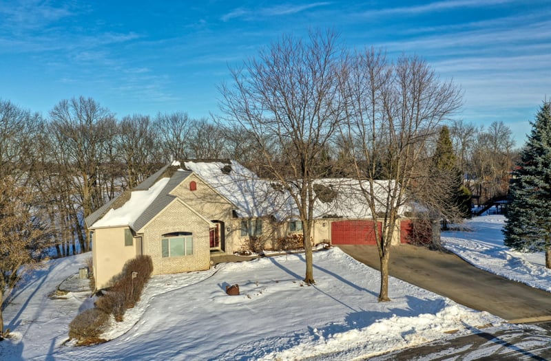 8186 Ideal Ct, Forest Lake, MN 55025