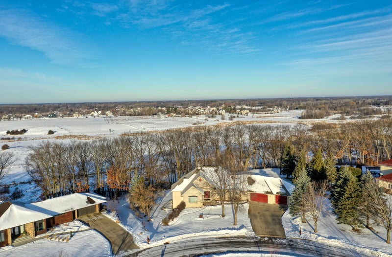 8186 Ideal Ct, Forest Lake, MN 55025
