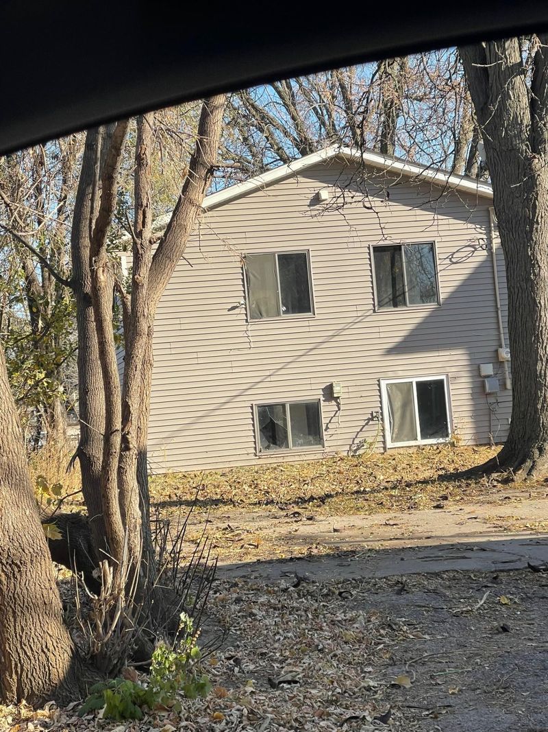 3023 Penn Ave N, Minneapolis, MN 55411