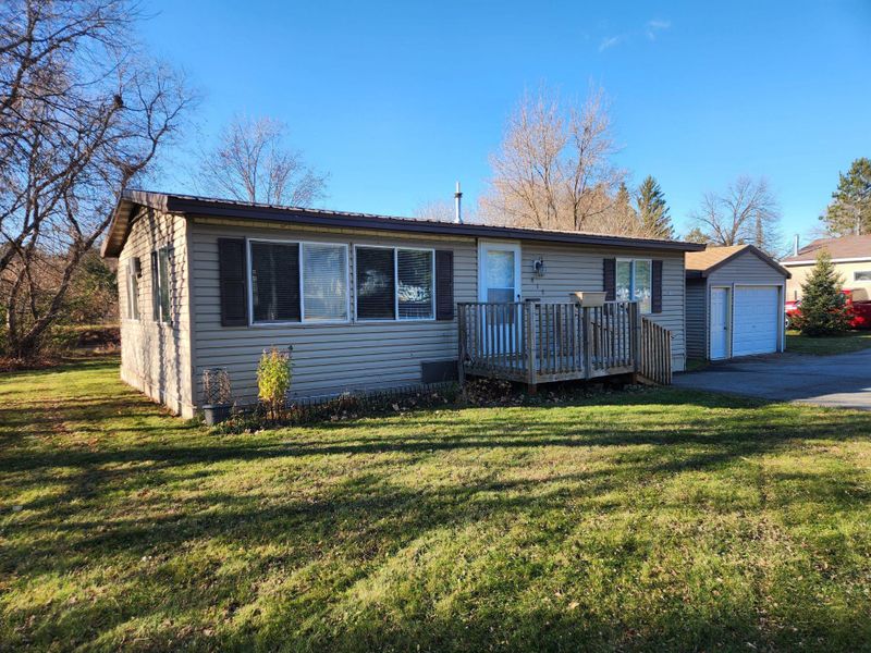 815 NW 3rd Ave, Grand Rapids, MN 55744
