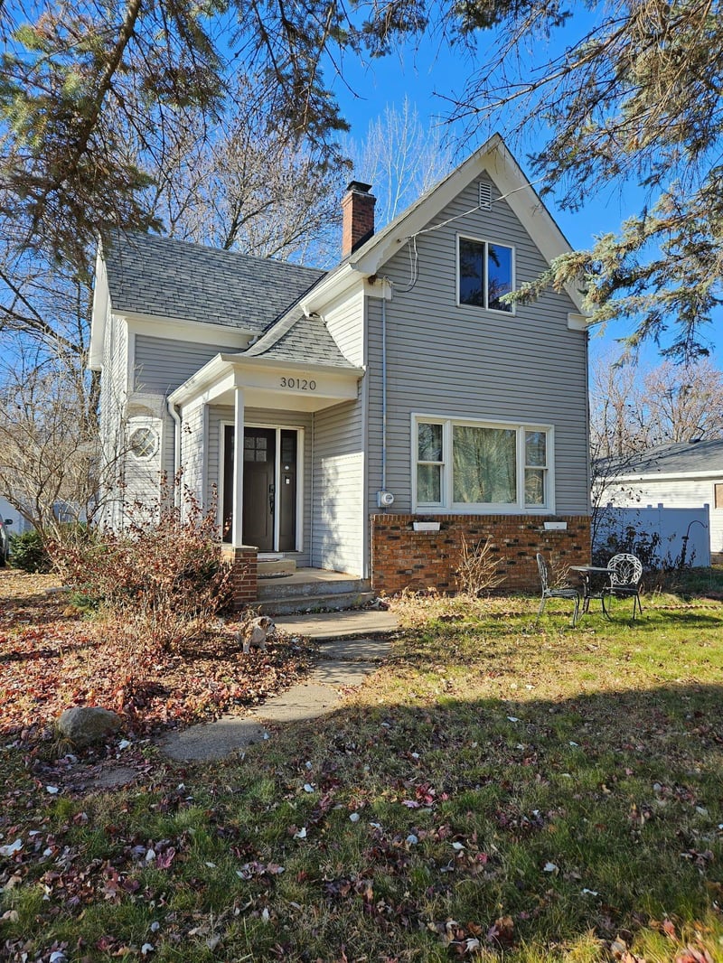30120 Redwing Ave, Shafer, MN 55074