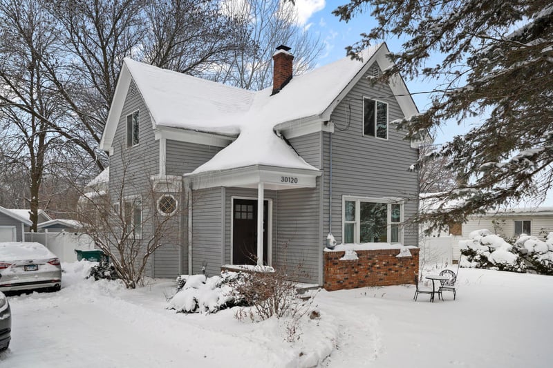 30120 Redwing Ave, Shafer, MN 55074