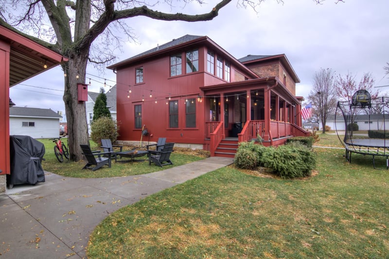230 Main St E, Wabasha, MN 55981