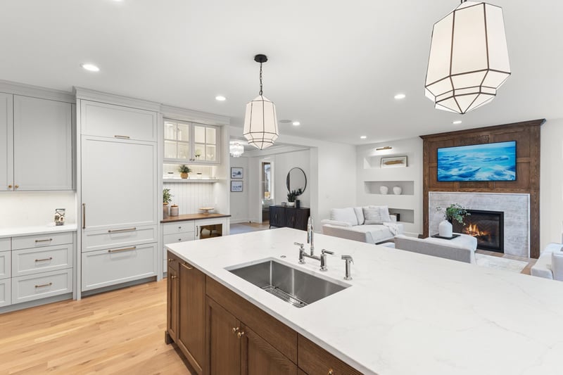 734 Shawnee Woods Rd, Medina, MN 55340