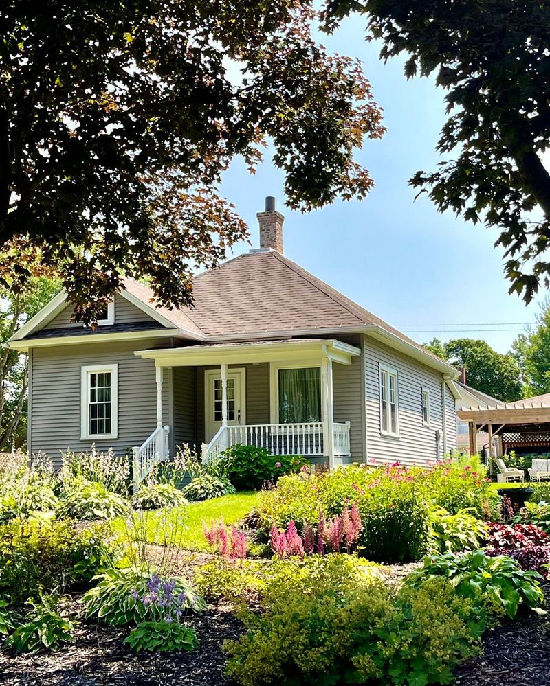 440 1st Ave SE, Harmony, MN 55939