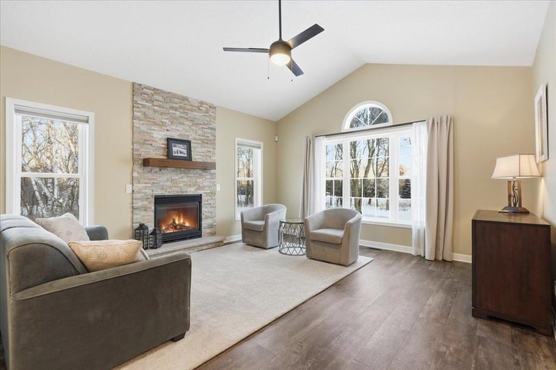 W11789 497th Ave, Prescott, WI 54021