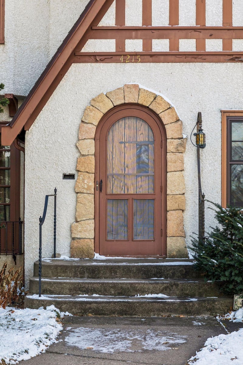 4215 Morningside Rd, Edina, MN 55416