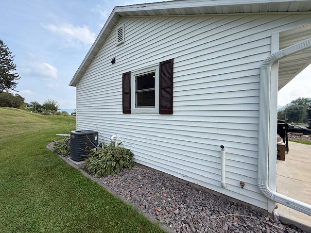 105 5th St N, Brownsville, MN 55919