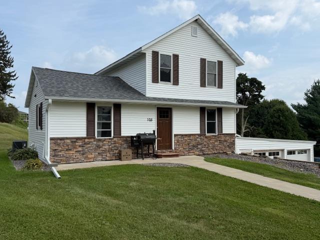 105 5th St N, Brownsville, MN 55919