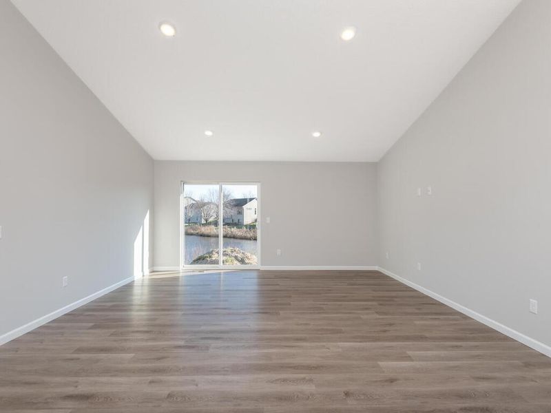 2127 River Bend Trl, Mayer, MN 55360