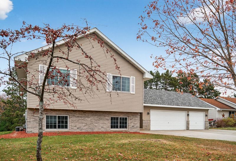 25705 18th St W, Zimmerman, MN 55398