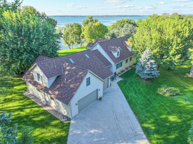 22985 122nd St, Glenwood, MN 56334