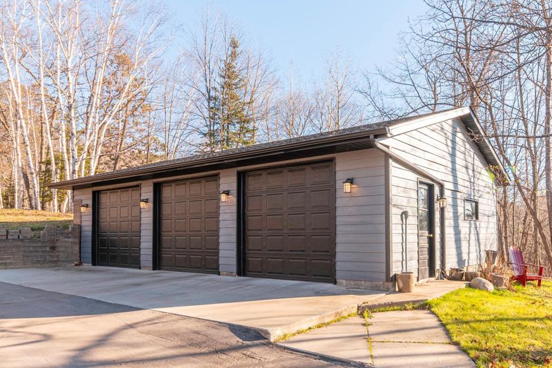 33392 S Deer Circle Dr, Deer River, MN 56636