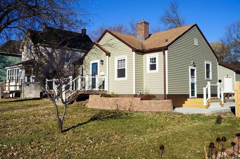 4315 E Superior St, Duluth, MN 55804