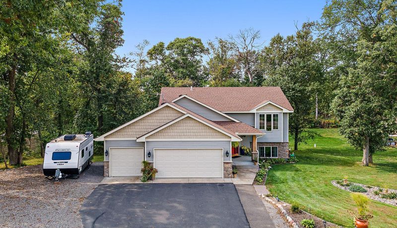 30788 Juniper Ct NW, Cambridge, MN 55008