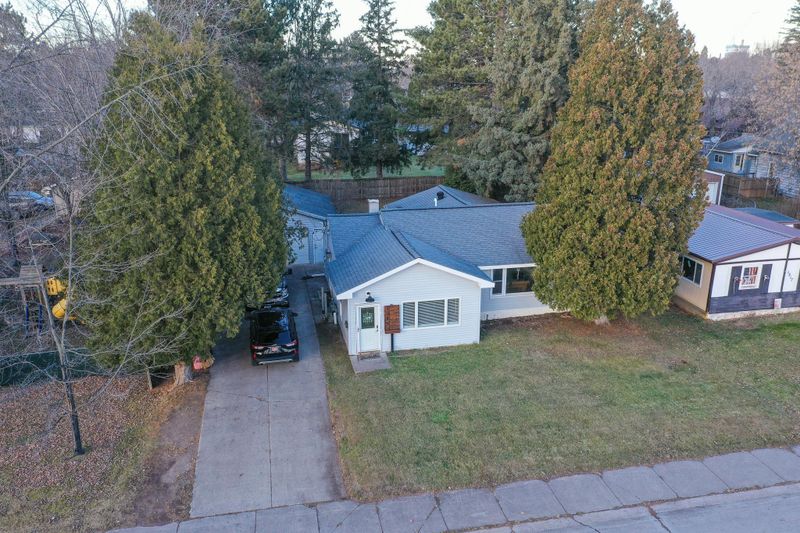 1815 Doddridge Ave, Cloquet, MN 55720