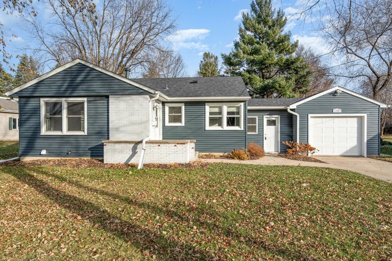 1105 College St, Northfield, MN 55057