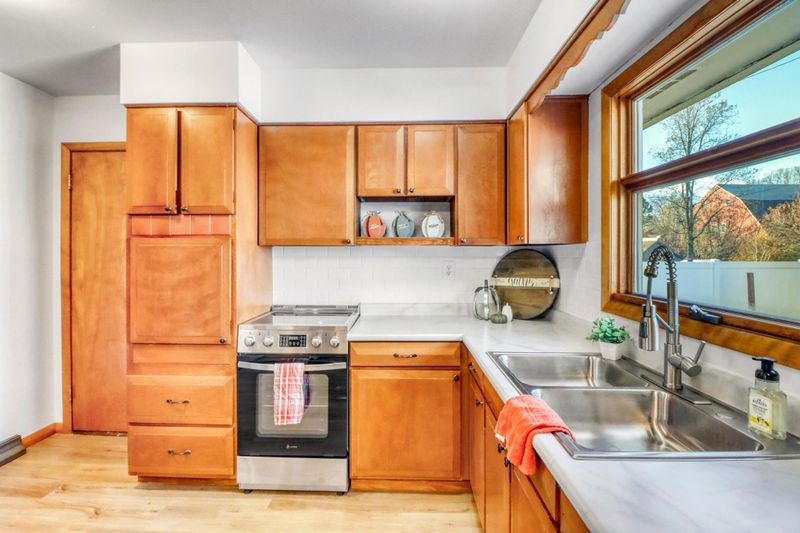 1119 Elm St S, Moorhead, MN 56560