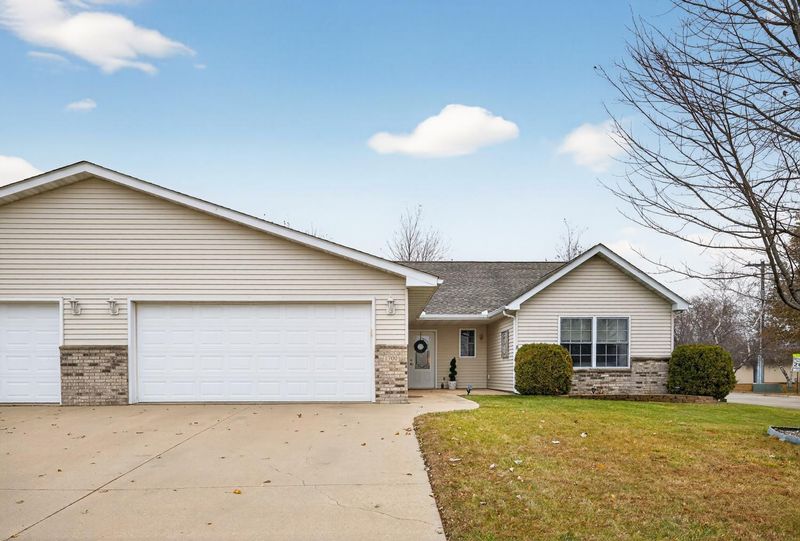 1700 22nd Ave SW, Austin, MN 55912