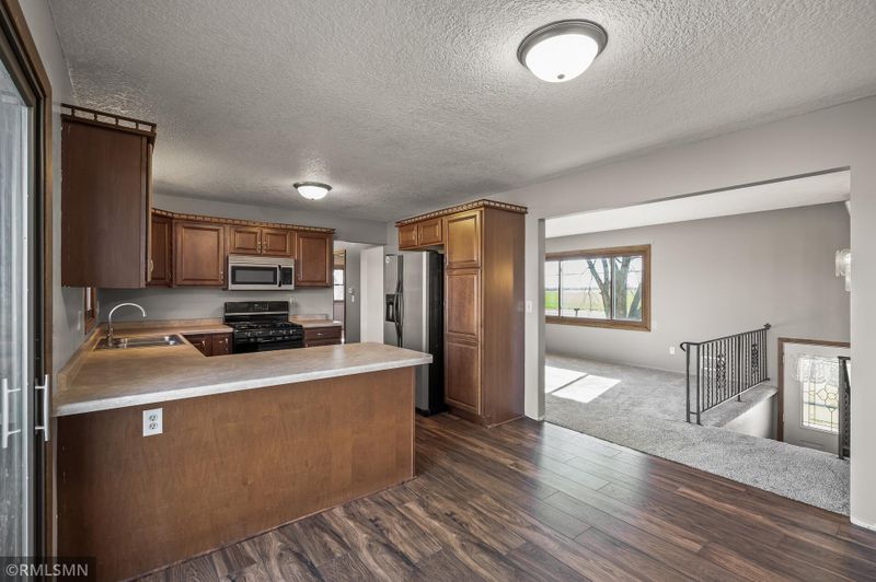 9685 160th St E, Hastings, MN 55033