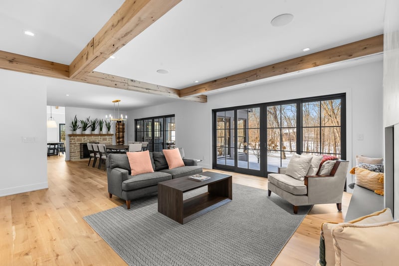 3605 Parkway St, Deephaven, MN 55391