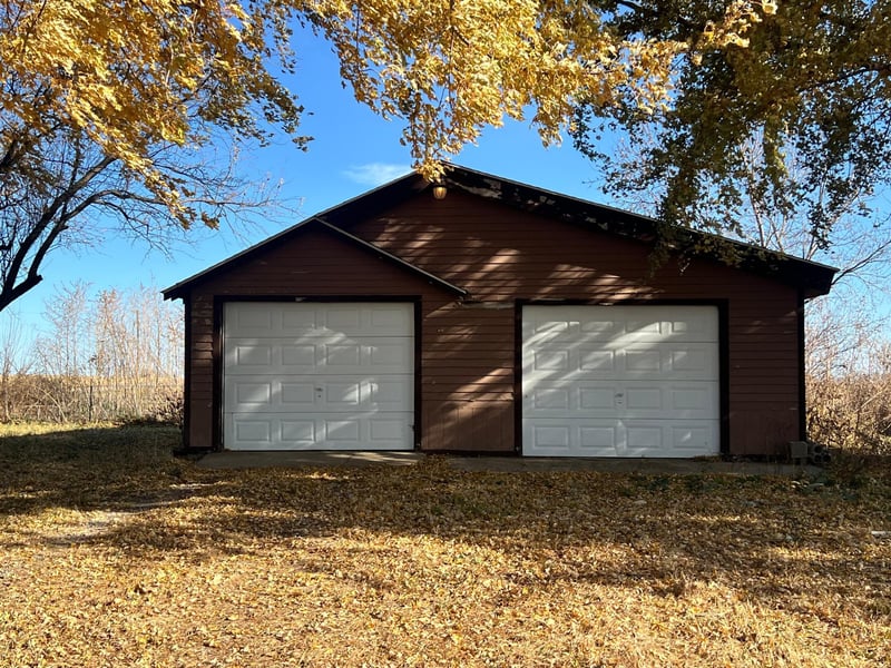 2962 360th Ave, Elmore, MN 56027