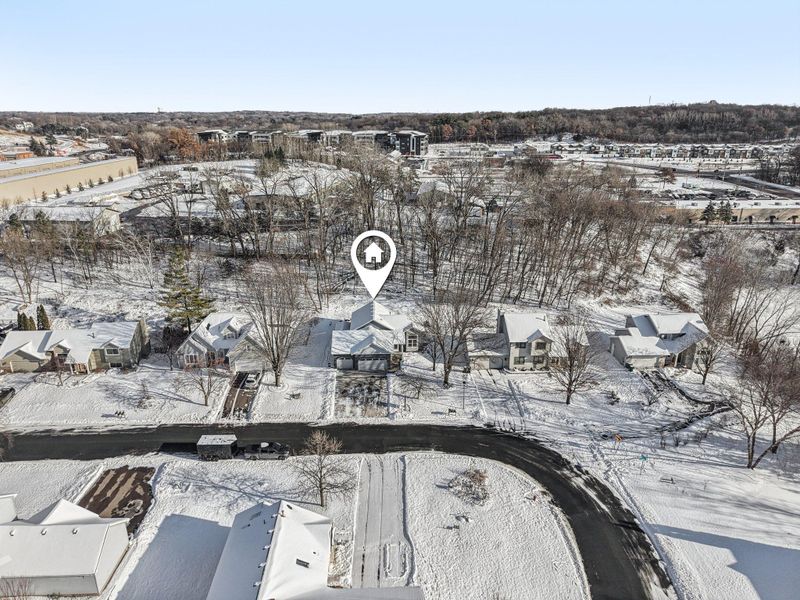 4168 Countryview Dr, Eagan, MN 55123