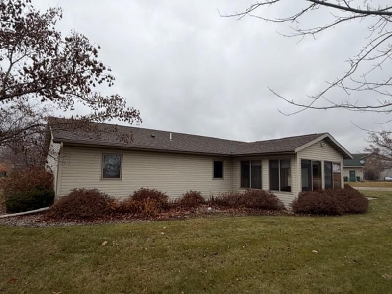 454 Main St NW, Evansville, MN 56326