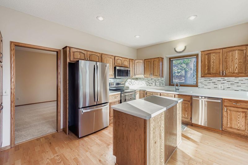 11760 88th Pl N, Maple Grove, MN 55369
