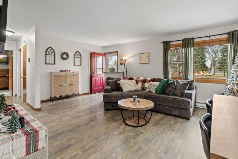 1305 12th Ave N, Moorhead, MN 56560