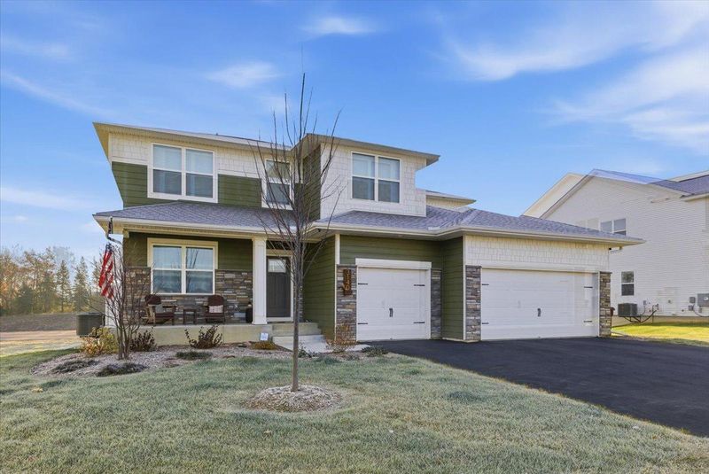 3140 Sunflower Way NW, Prior Lake, MN 55352