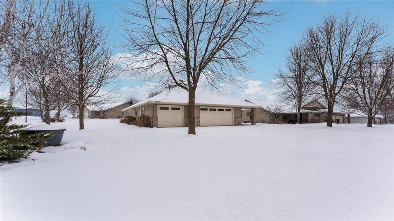 811 Westland St, New London, MN 56273