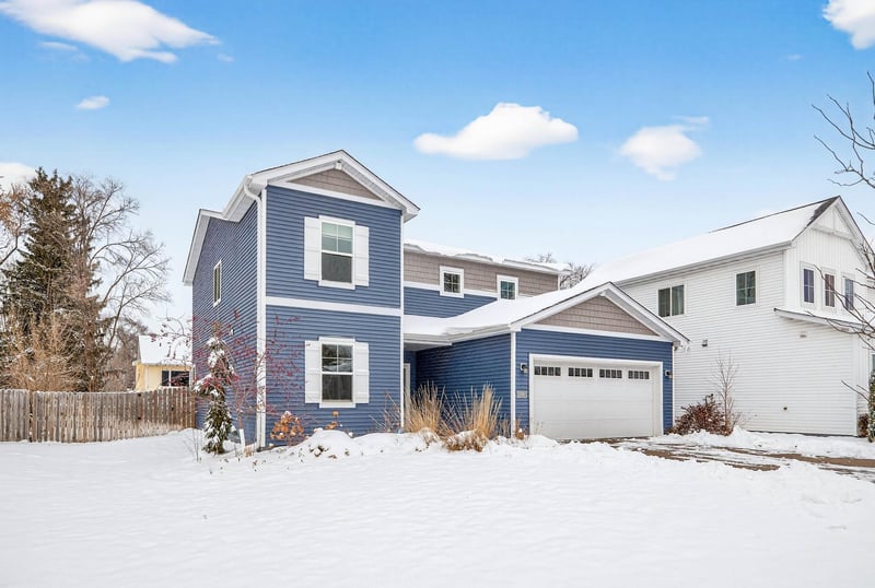 718 68th Ln N, Brooklyn Center, MN 55430