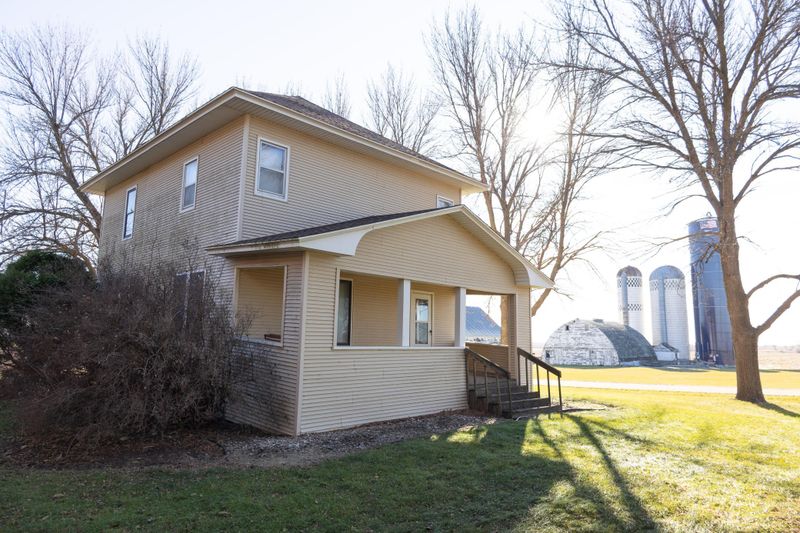 23618 Abbot Ave, Magnolia, MN 56158
