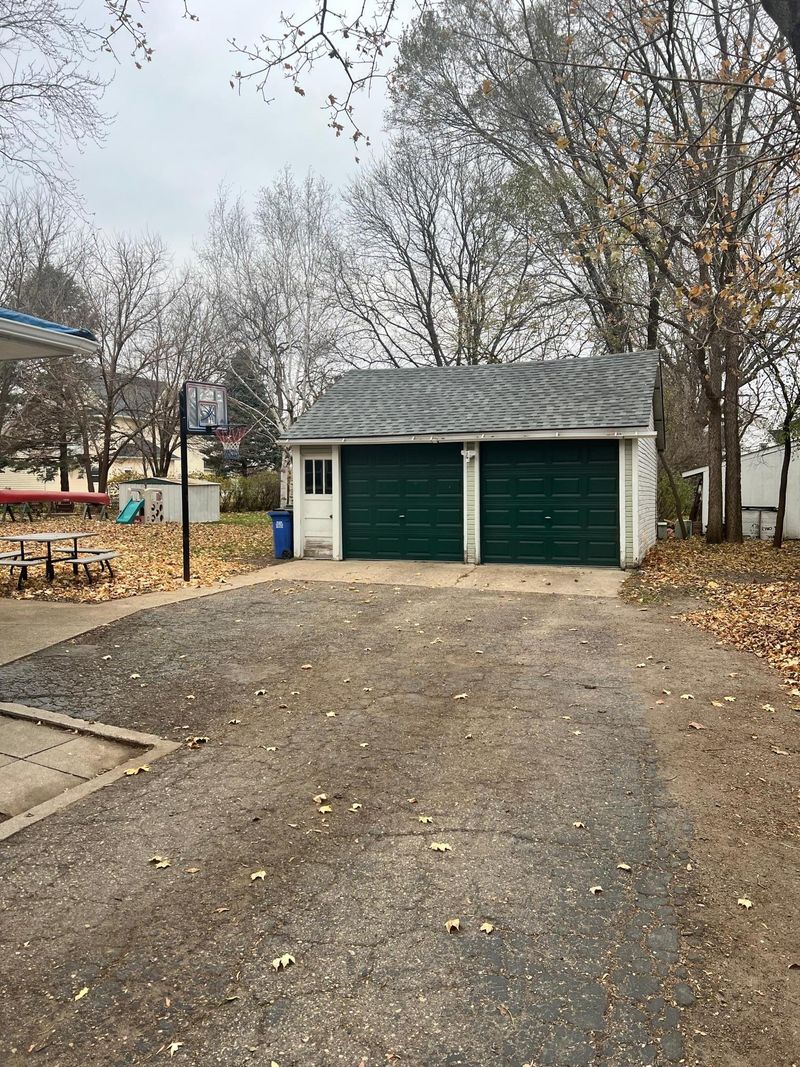 1188 Pine St, Dawson, MN 56232